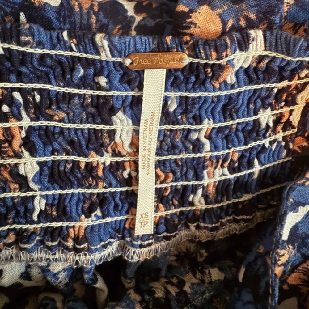 Free People Blue Floral Print Sleeveless Mini Dress XS Smocked Sun Dress - Picture 3 of 10